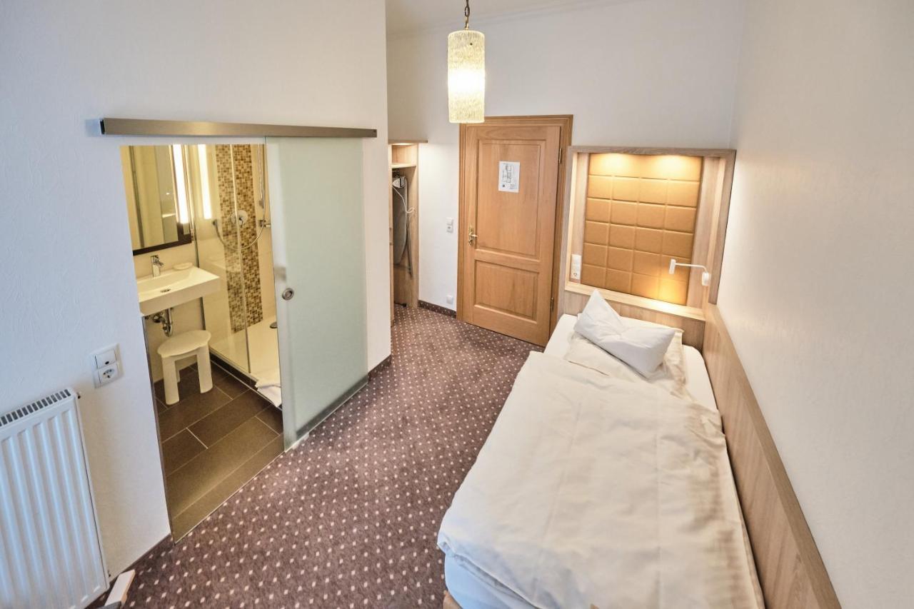 Hotel Haus Berlin Bonn Room photo
